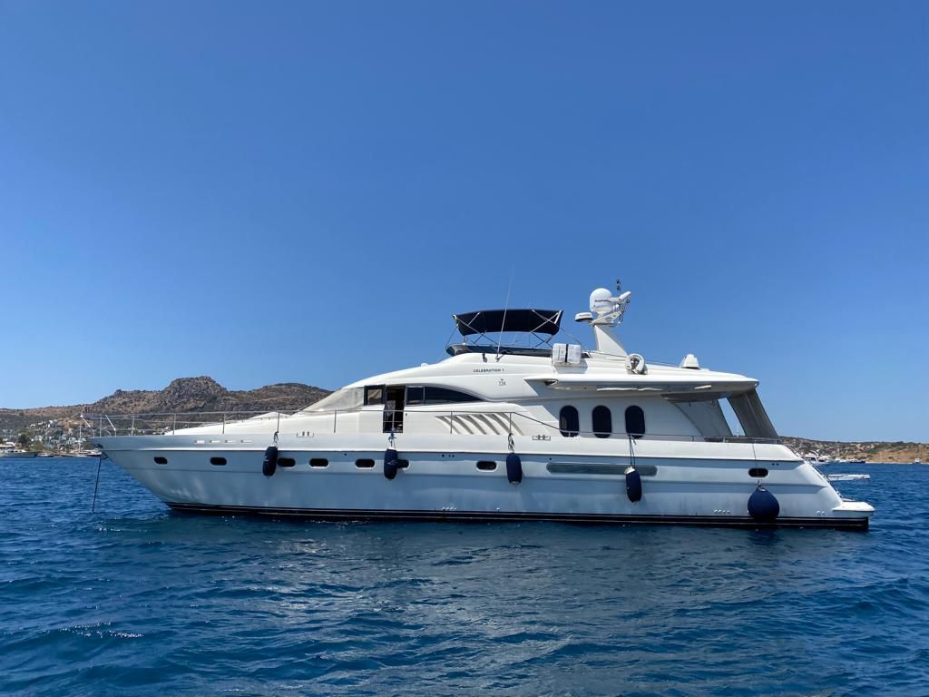 Yacht 309